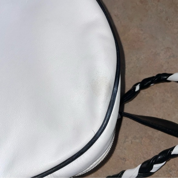 Pantera round black & white handbag - Picture 9 of 9